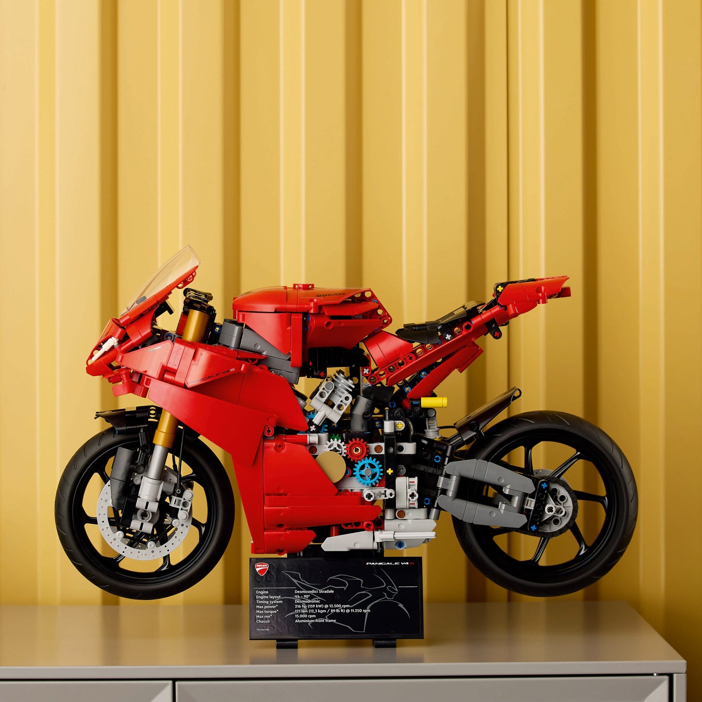 LEGO Technic: Ducati Panigale V4 S Motorcycle (42202)