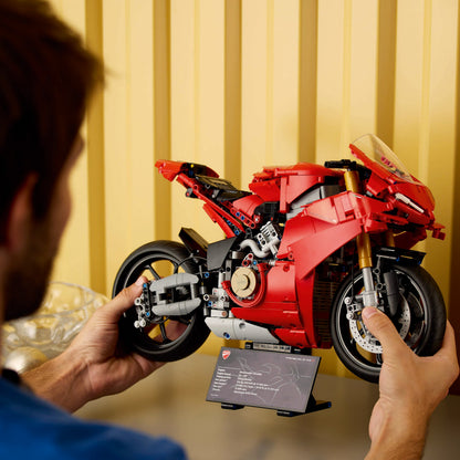LEGO Technic: Ducati Panigale V4 S Motorcycle (42202)