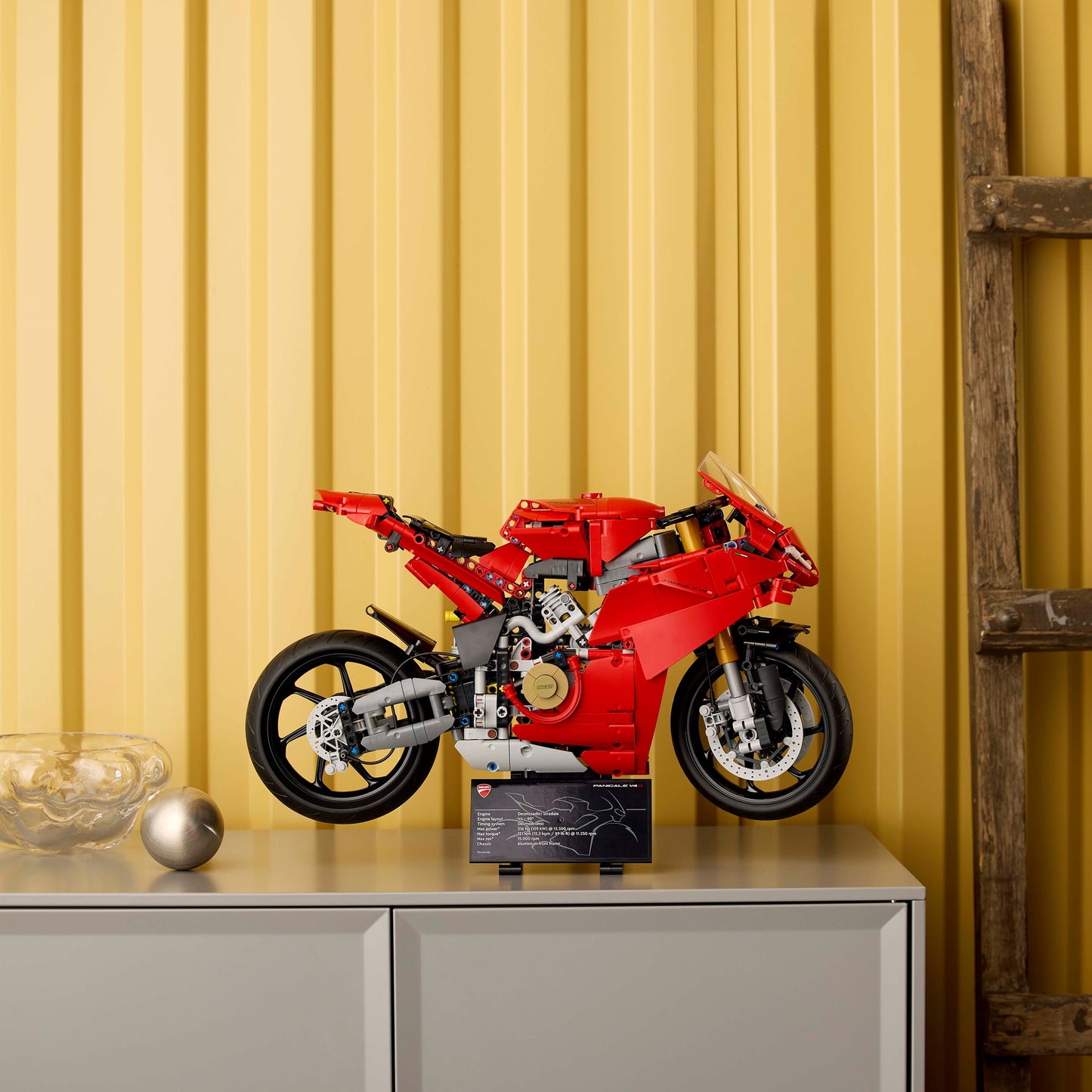 LEGO Technic: Ducati Panigale V4 S Motorcycle (42202)