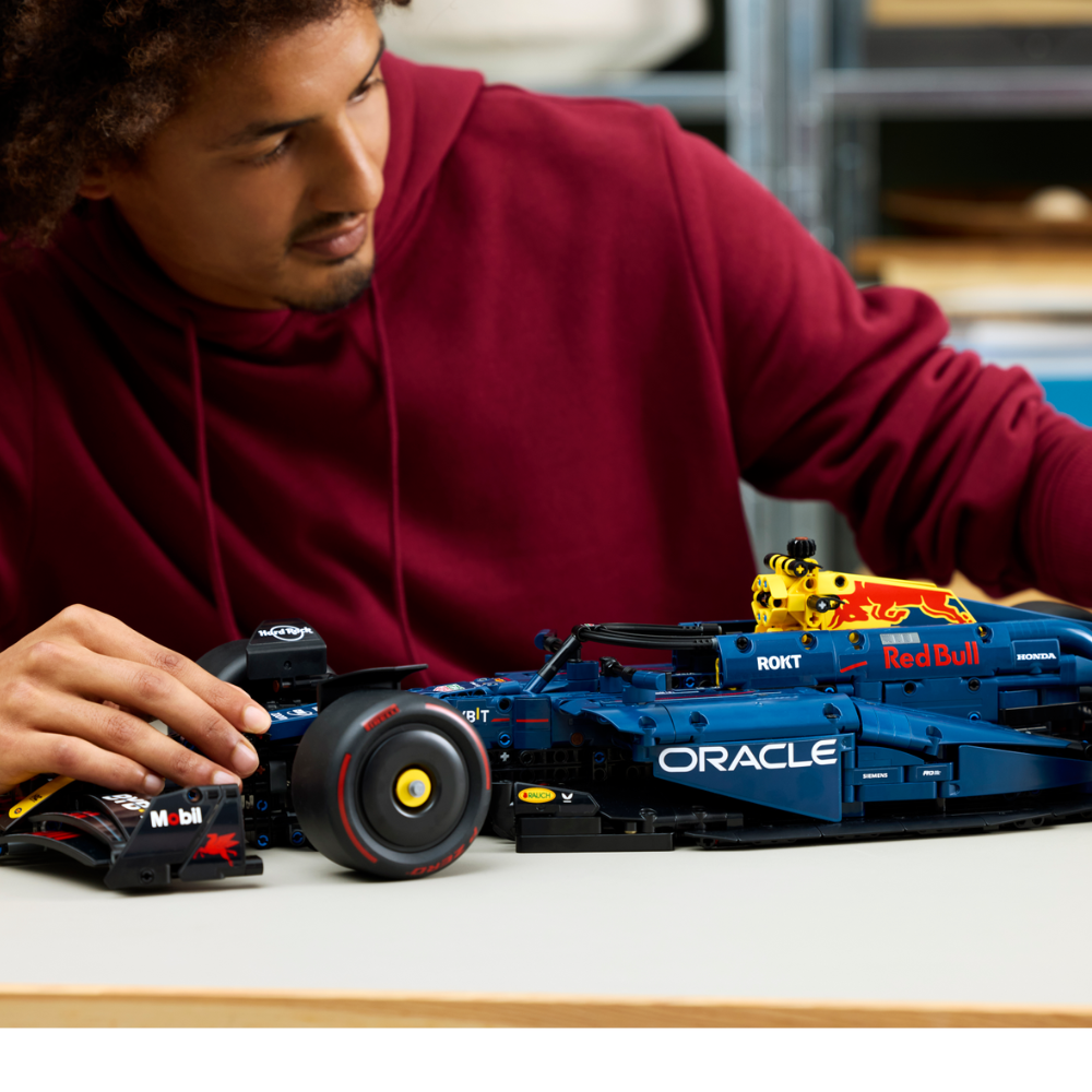 LEGO Technic: Oracle Red Bull Racing RB20 F1 Car (42206)