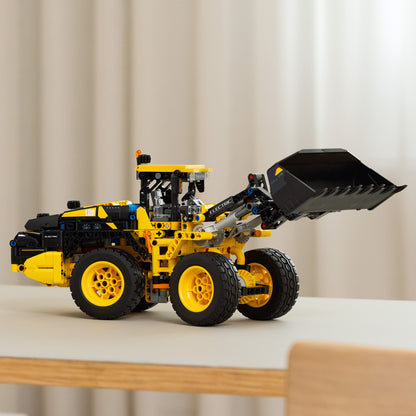 LEGO Technic: Volvo L120 Electric Wheel Loader (42209)