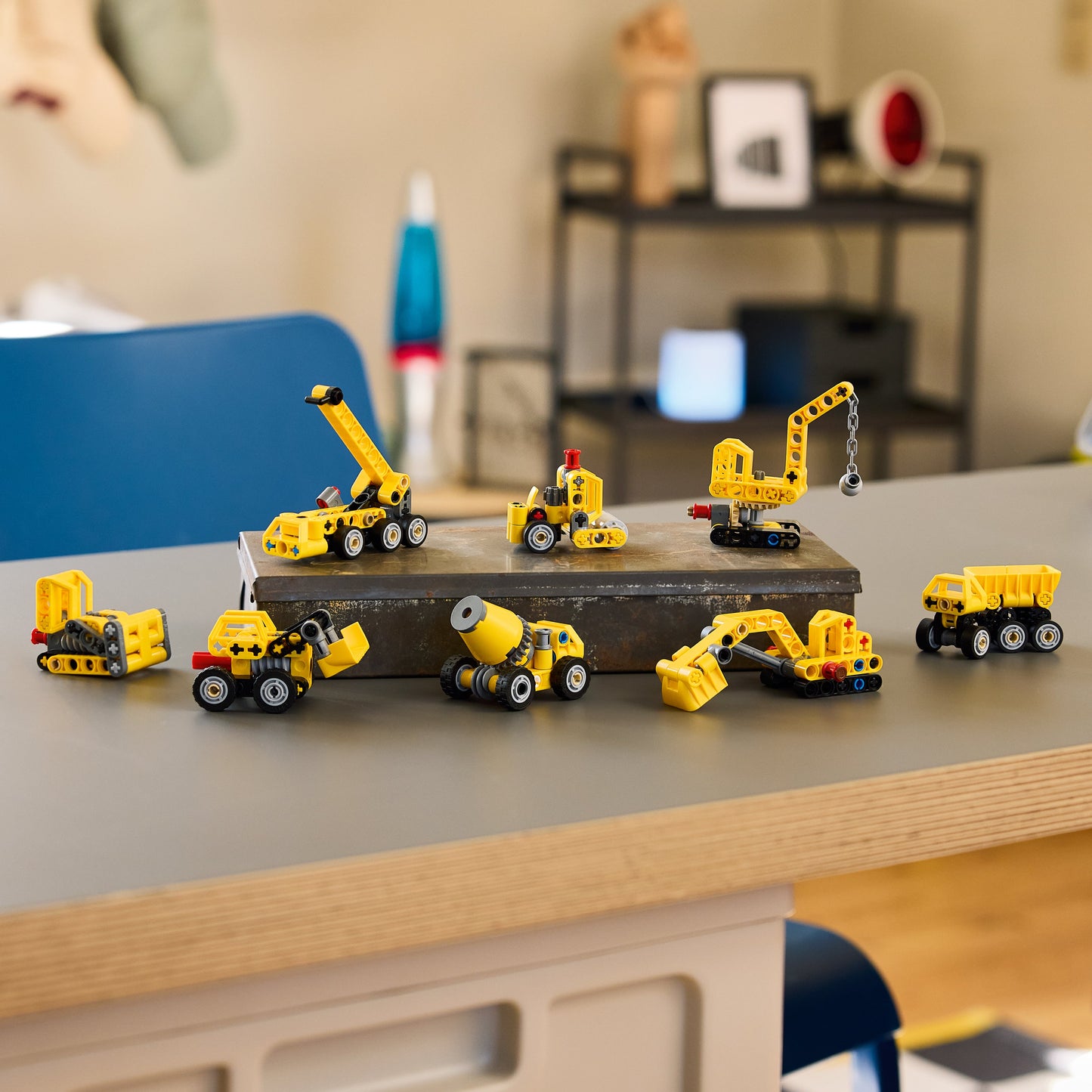 LEGO Technic: Mighty Machines (42233)