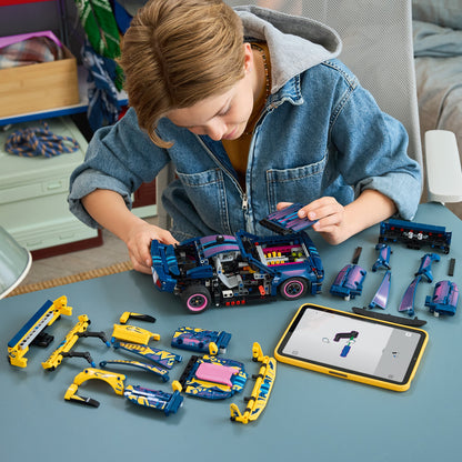 LEGO Technic: Custom Garage Ford Mustang GT Car (42236)
