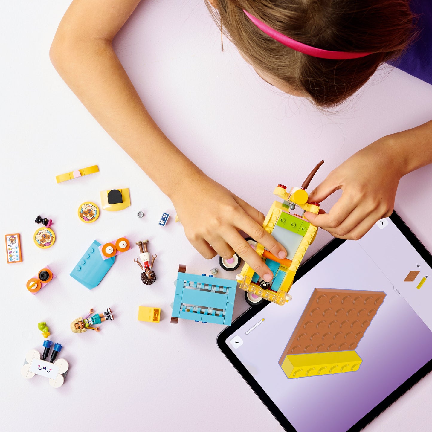 LEGO Friends: Pet Accessories Van (42678)