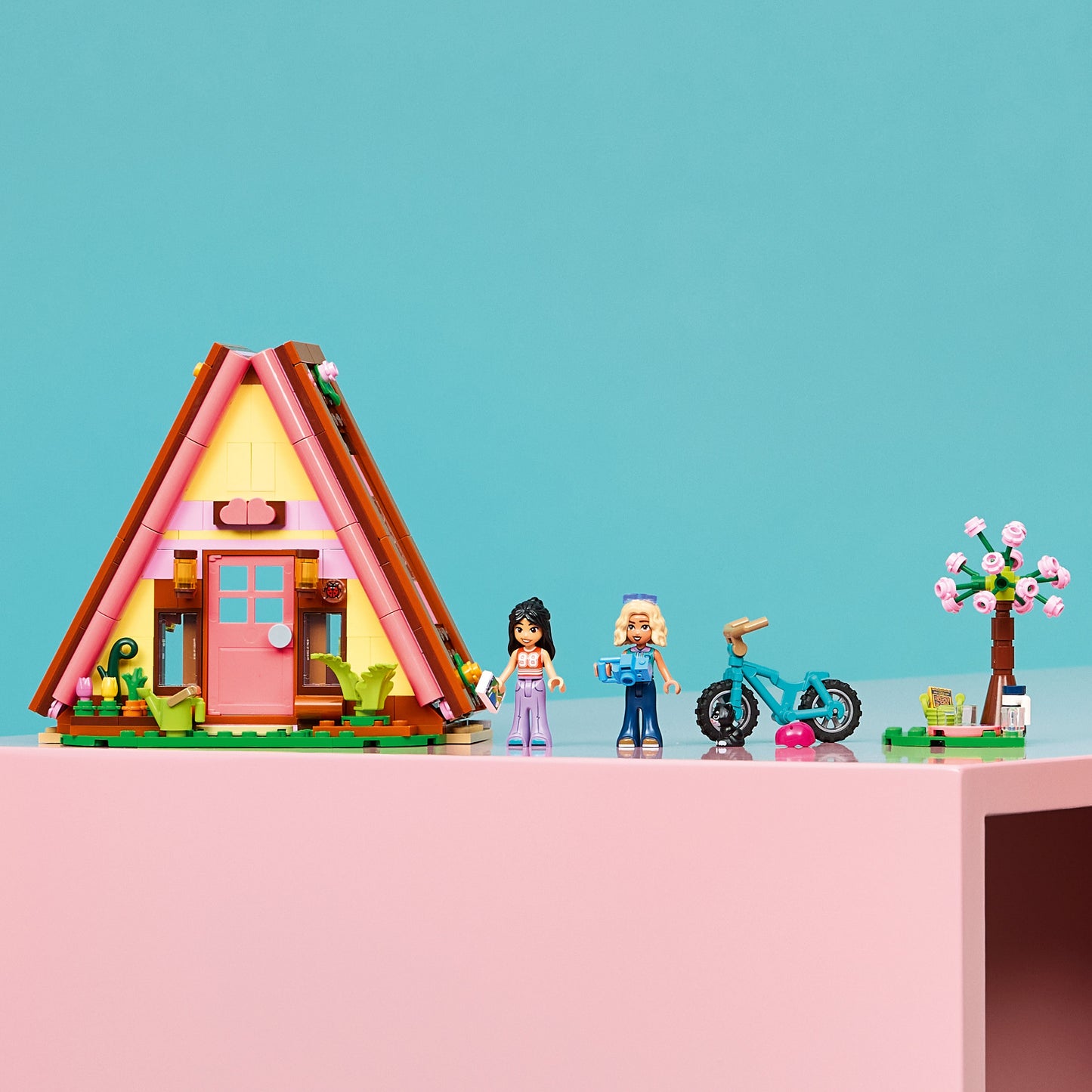 LEGO Friends: Nature Glamping Cabin (42682)