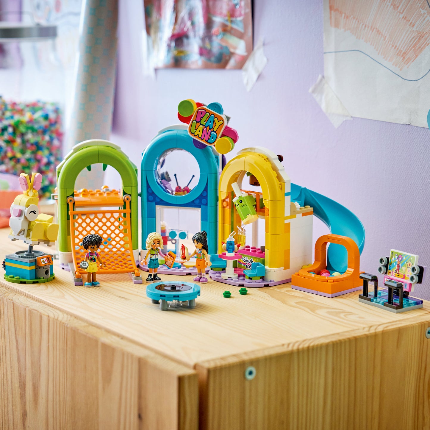 LEGO Friends: Fun Indoor Playground (42686)