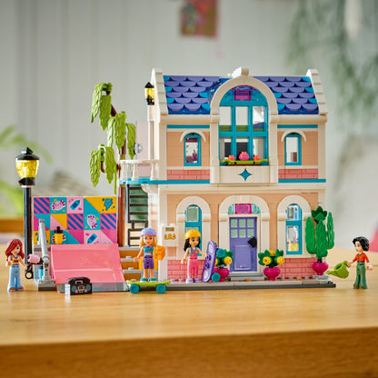 LEGO Friends: Lianns Family House (42687)