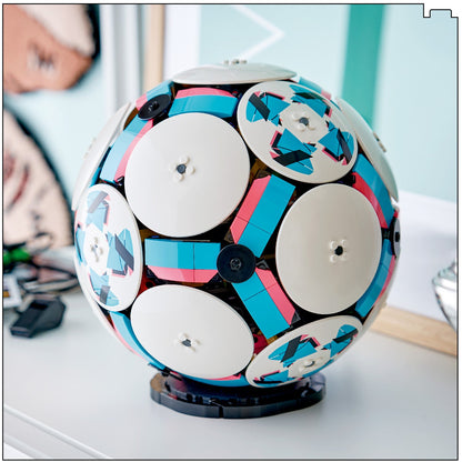 LEGO Editions: Soccer Ball (43019)
