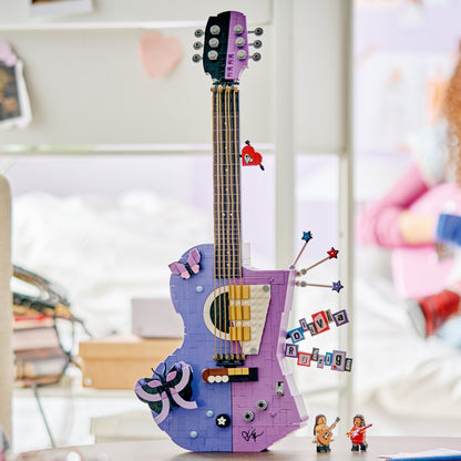 LEGO Editions: Olivia Rodrigos Dual Guitar (43031)