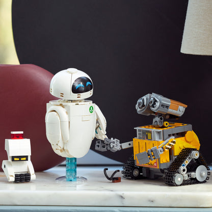 LEGO Disney and Pixar: WALL-E and EVE (43279)