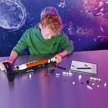 LEGO Technic: NASA Artemis Space Launch System Rocket (42221)