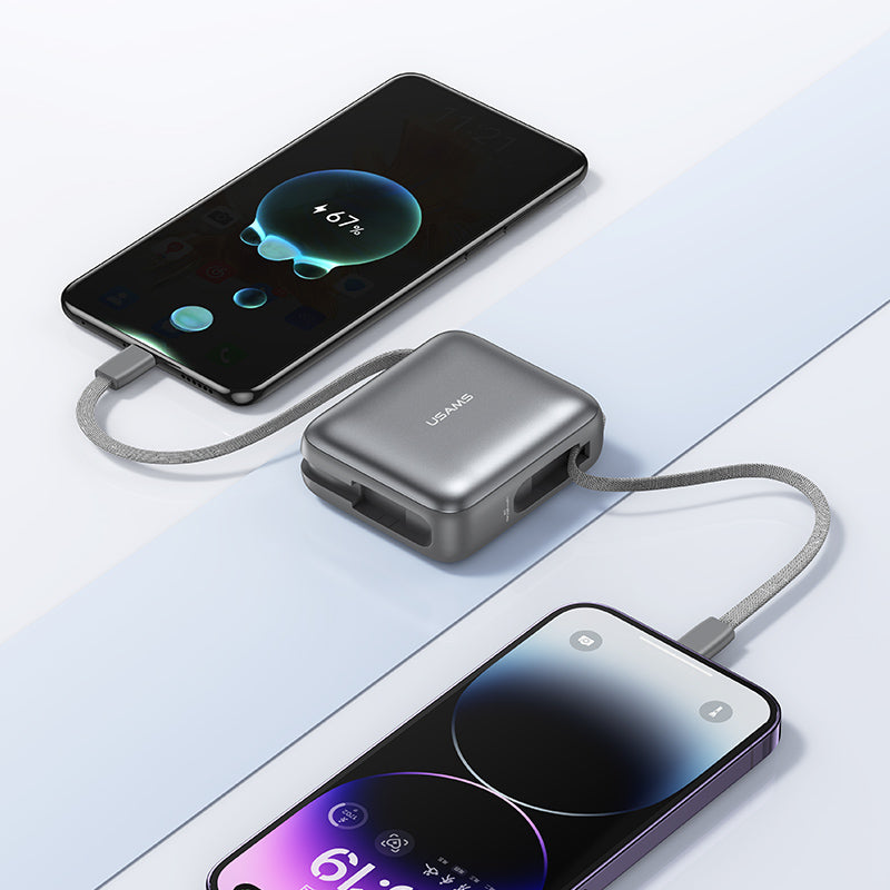 Mini Power Bank Built-in Type-C & Lightning Cable Digital Display