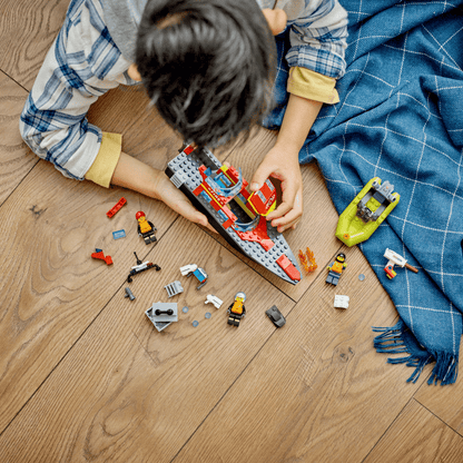 LEGO CITY: Fire Rescue Boat (60373)