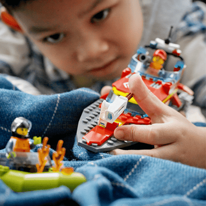 LEGO CITY: Fire Rescue Boat (60373)
