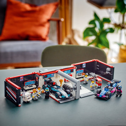 LEGO City: F1 Garage & Mercedes-AMG and Alpine Cars (60444)