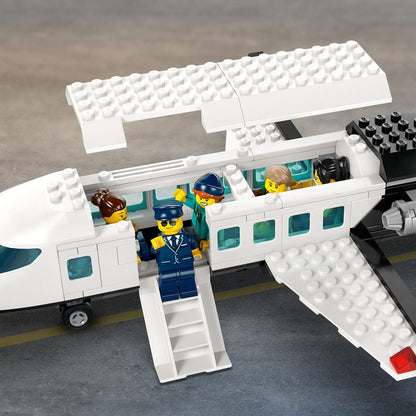 LEGO City: Airport with Airplane (60502)