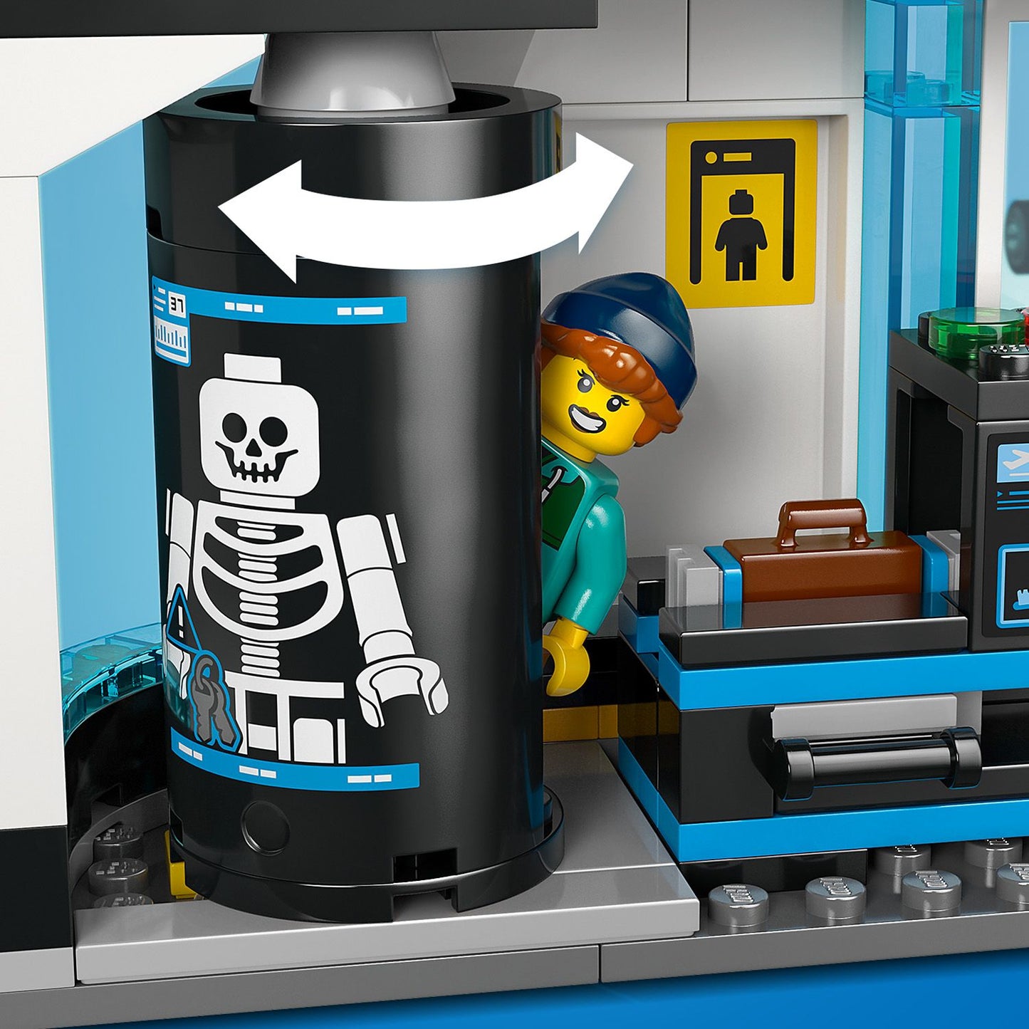 LEGO City: Airport with Airplane (60502)