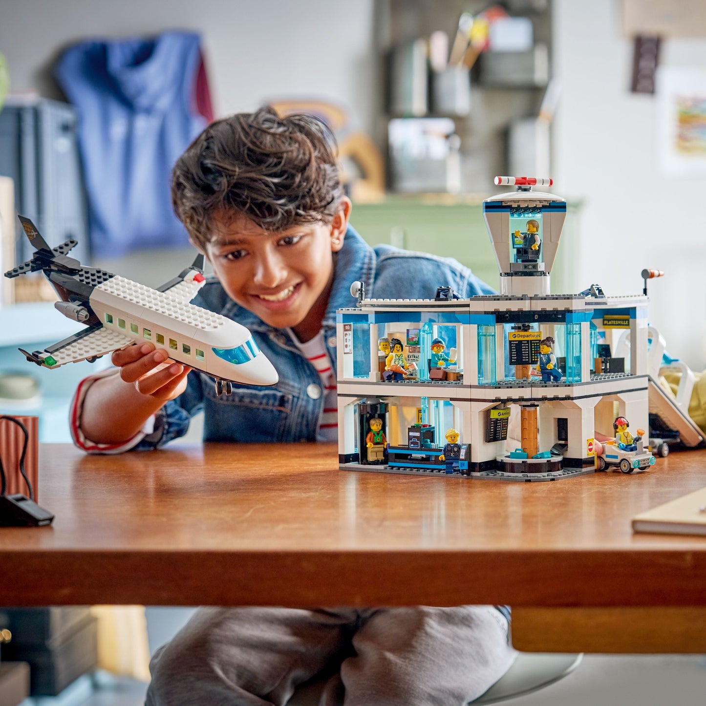 LEGO City: Airport with Airplane (60502)