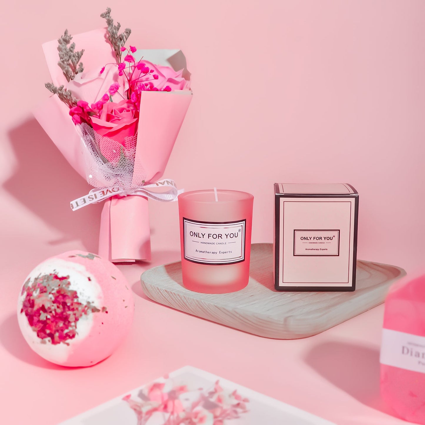 Rosy Aroma Candle Bath Gift Box