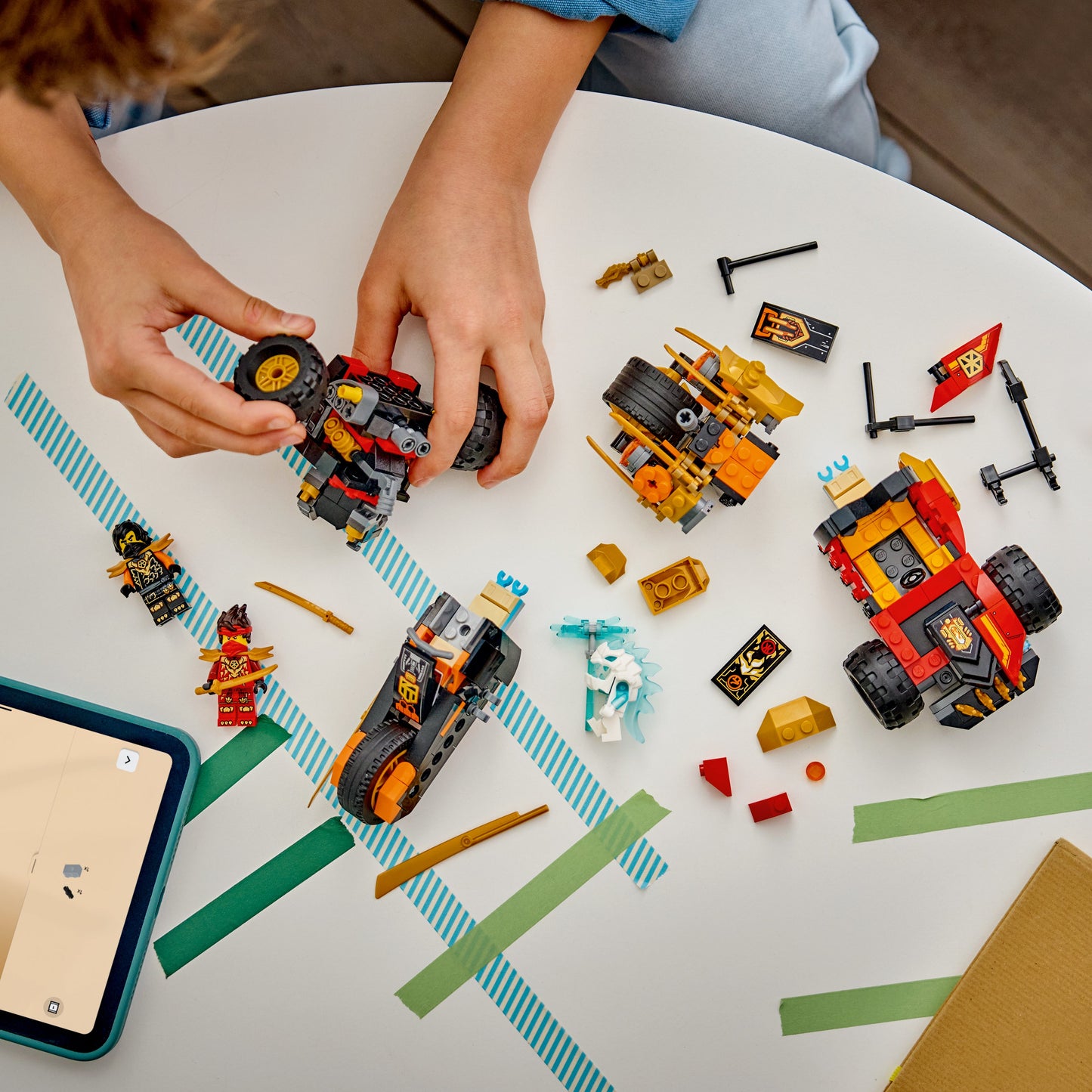 LEGO NINJAGO: Kai and Coles Combiner Vehicles (71864)