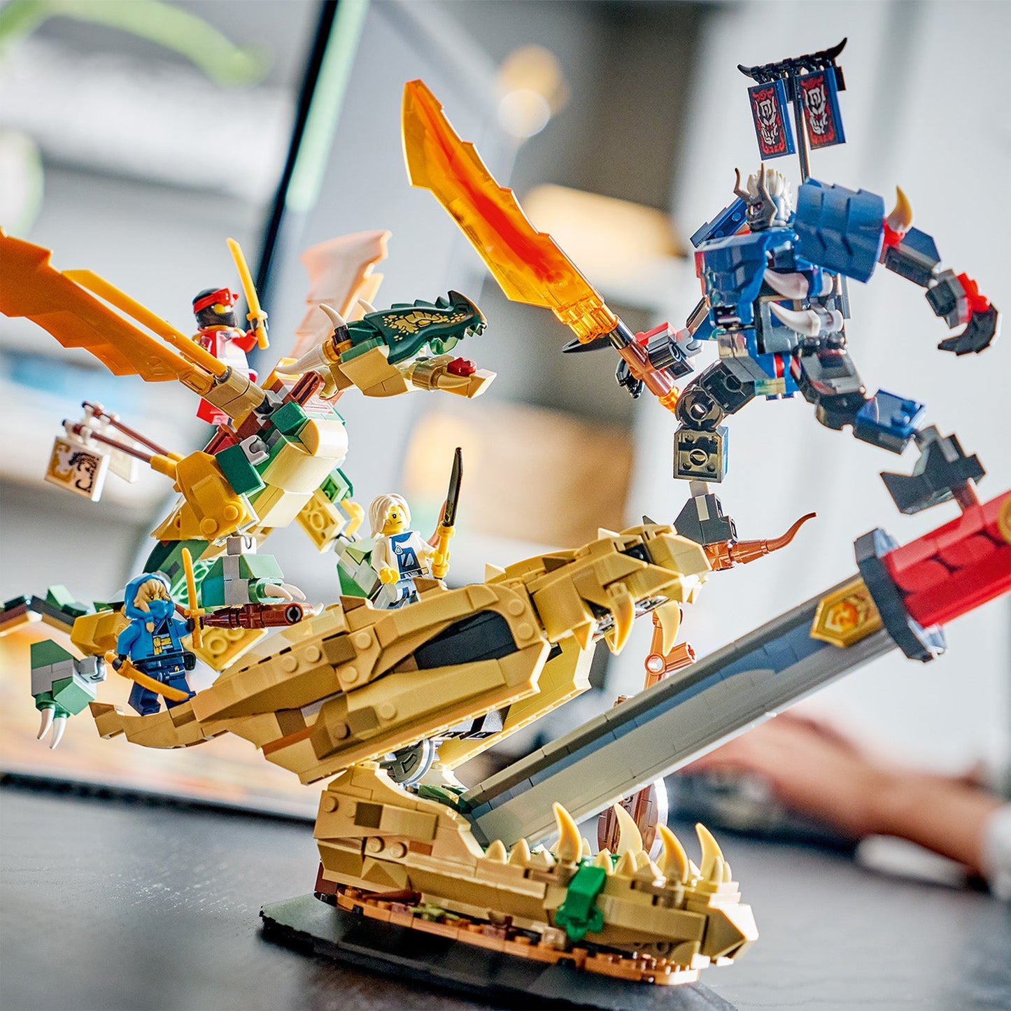 LEGO NINJAGO: Battle at the Dragon’s Blade (71871)