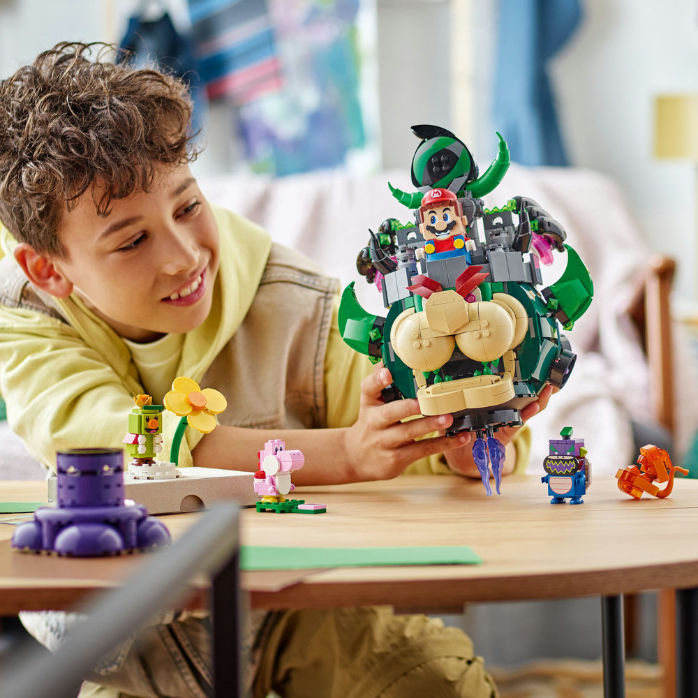 LEGO Super Mario: Prince Florian & Castle Bowser (72042)