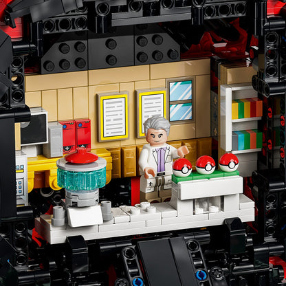LEGO Pokemon: Iconic Trainer Moments Poke Ball (72154)