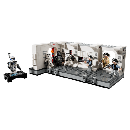 LEGO Star Wars: Boarding the Tantive IV (75387)