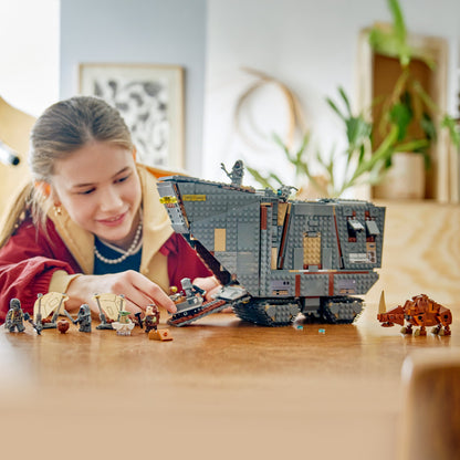 LEGO Star Wars: Offworld Sandcrawler and Mudhorn (75453)