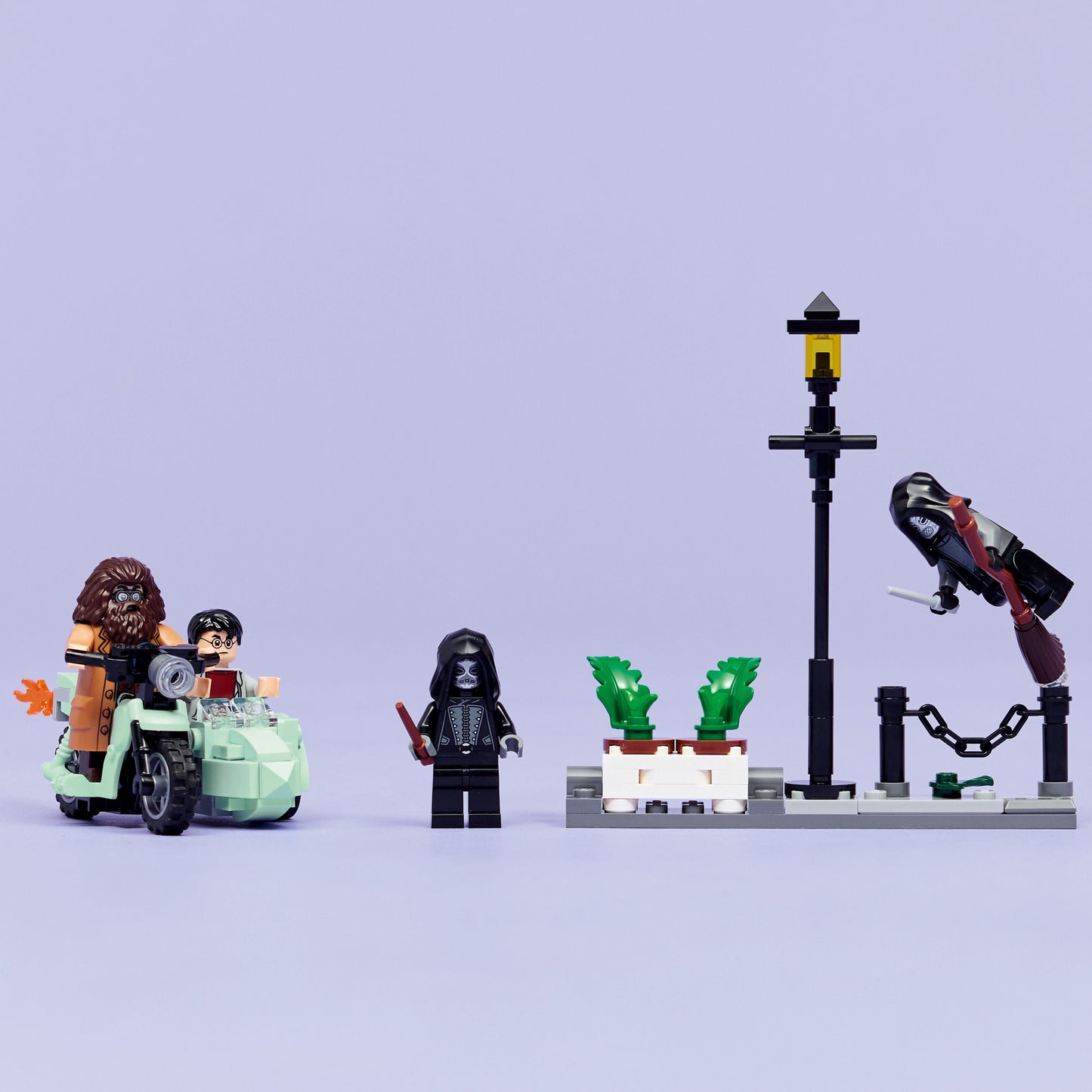 LEGO Harry Potter: Hagrid & Harrys Privet Drive Escape (76459)