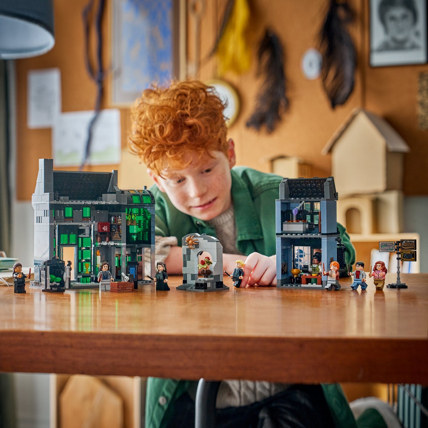 LEGO Harry Potter: Knockturn Alley Wizarding Shops (76471)
