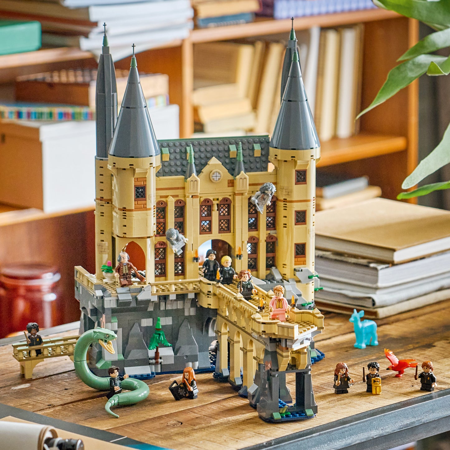 LEGO Harry Potter: Hogwarts Castle: East Wing (76473)