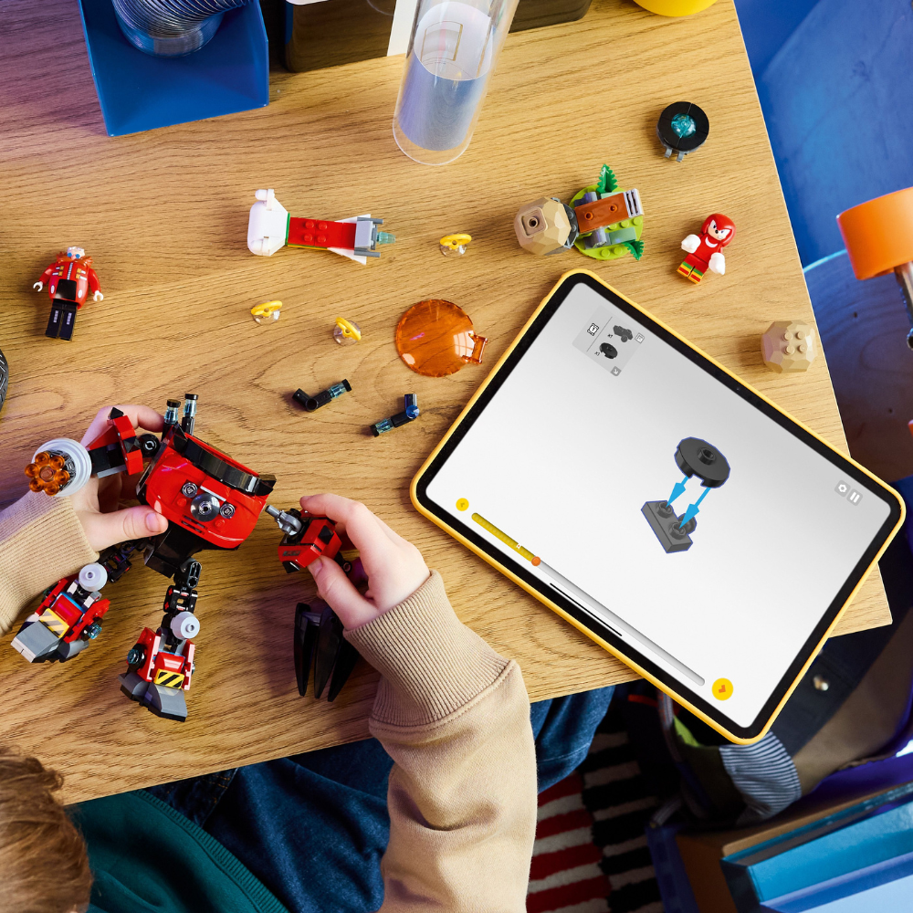 LEGO Sonic the Hedgehog: Knuckles vs. Dr. Eggman Egg Crusher Mech (77005)