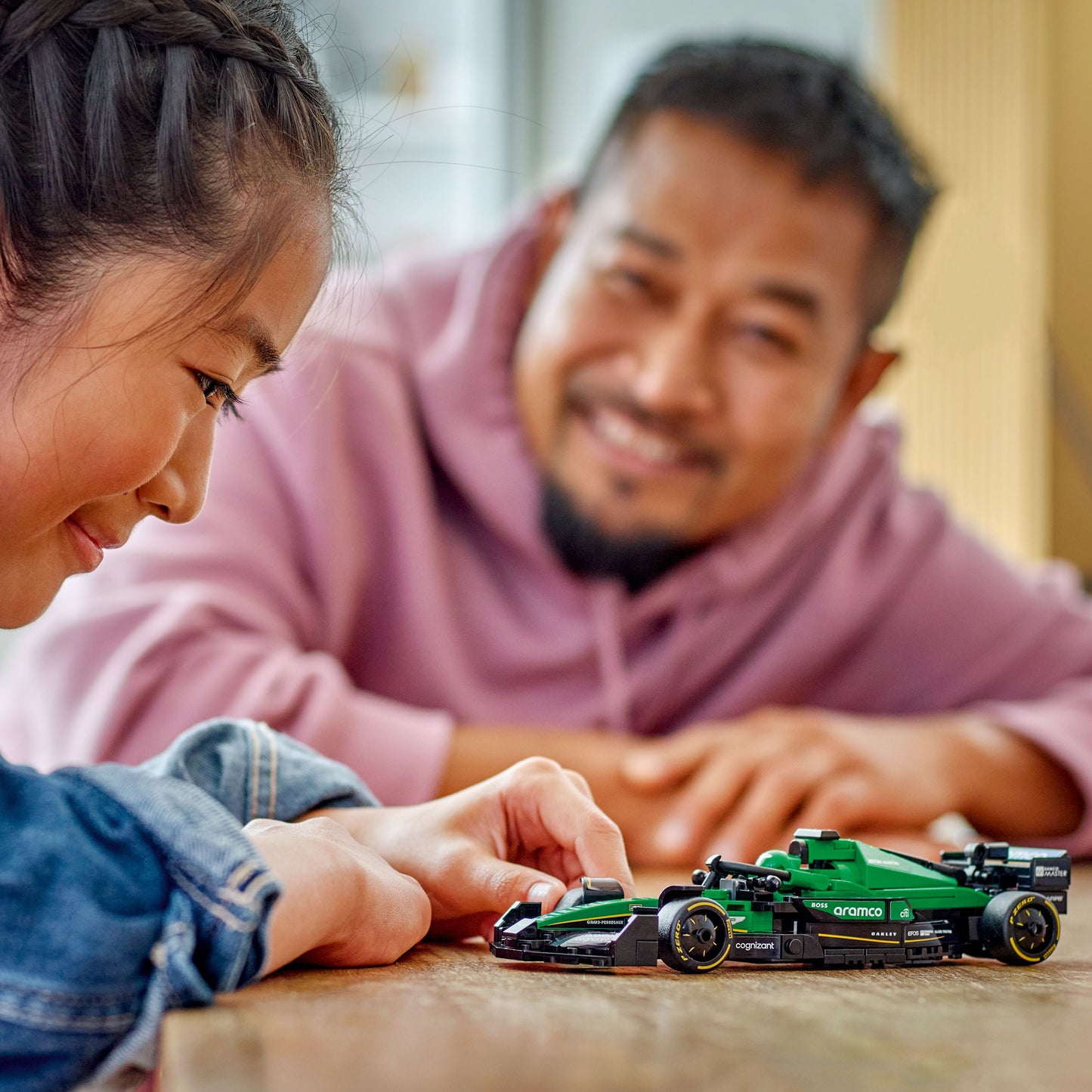 LEGO Speed Champions: Aston Martin Aramco F1 AMR24 Race Car (77245)