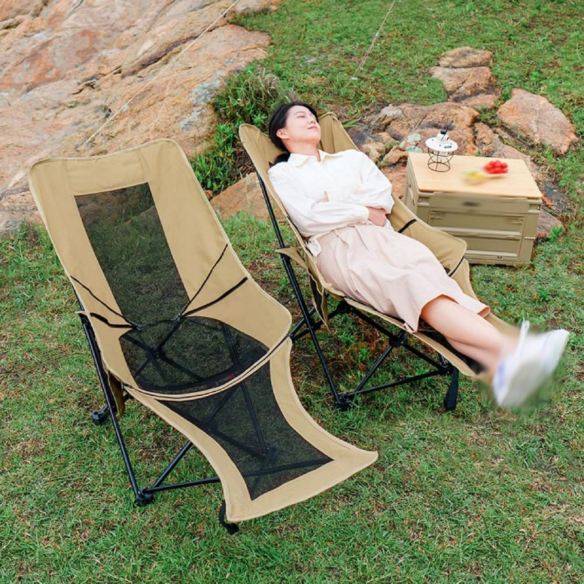 URBAN WAVE Breathable Mesh Reclining Camp Chair with Footrest YQ13510