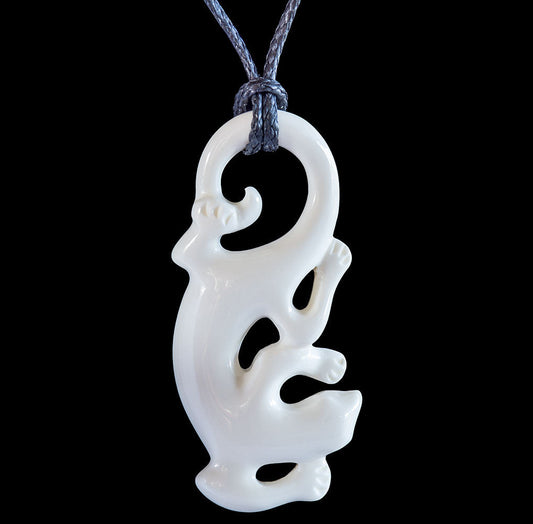 Tuatara, Lizard hand crafted bone pendant Small 40mm (1.5")