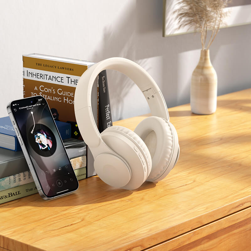 Hoco 46 Hours Playback Lightweight Bluetooth 5.3 Wireless Foldable Headset W45