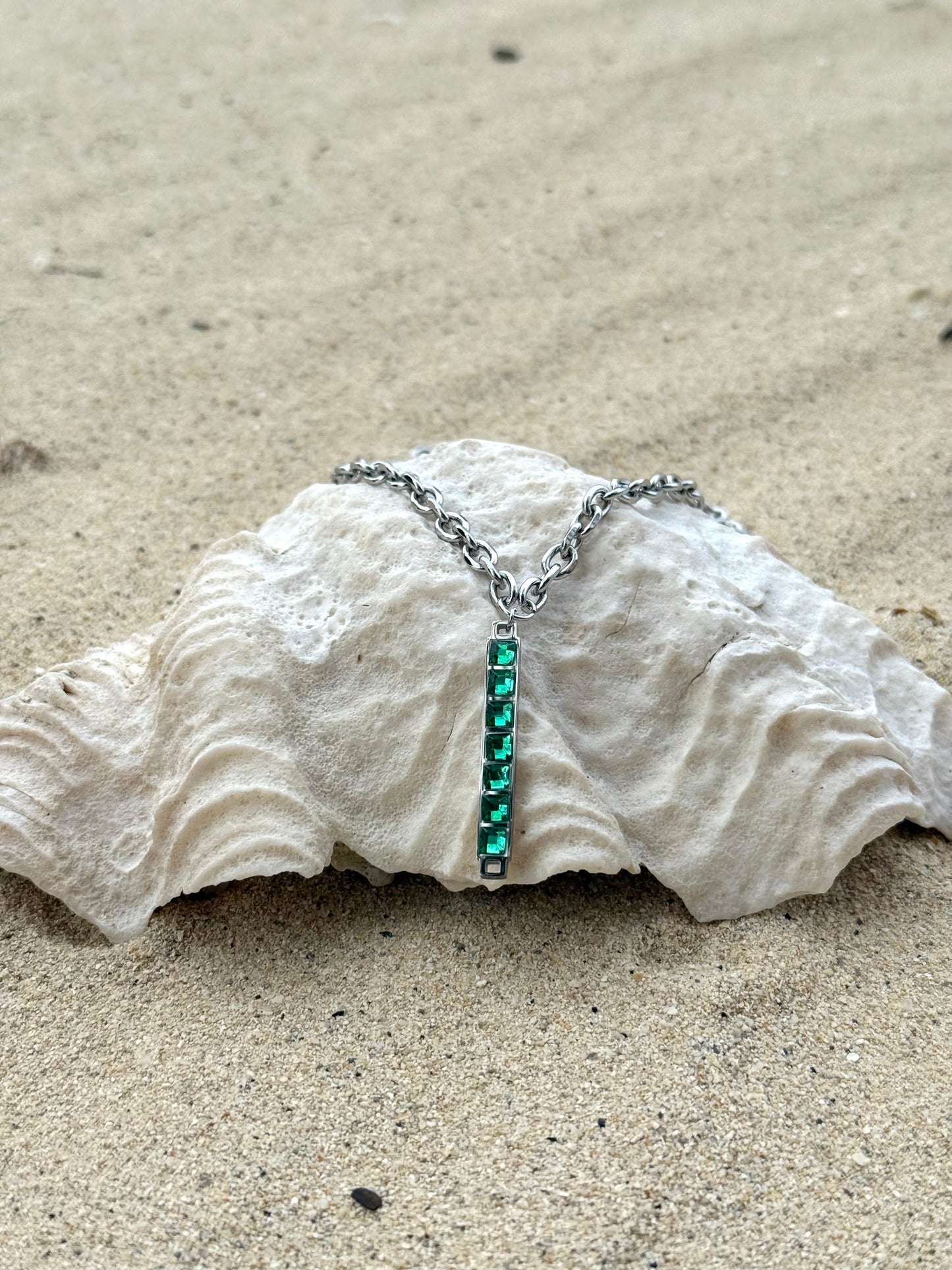 Tāhū Hiriwa Kākāriki Silver Set