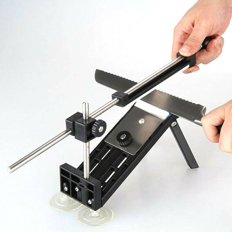 Kitchen knife sharpening system