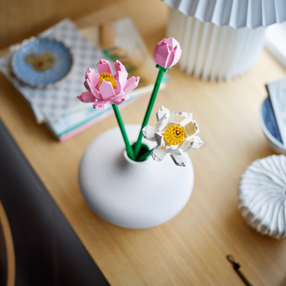 LEGO Botanicals: Lotus Flowers (40647)
