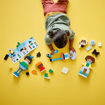 LEGO DUPLO Town: Buildable People with Big Emotions (10423)