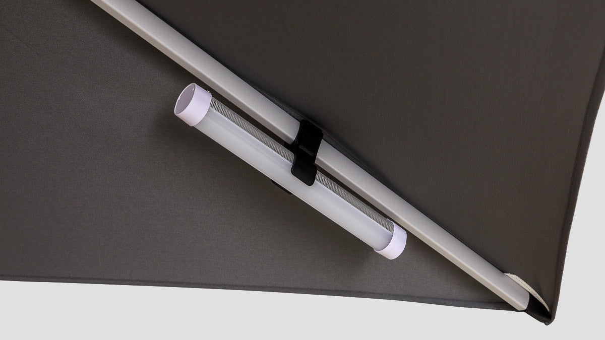 ASPEN/MALIBU UMBRELLA LIGHT
