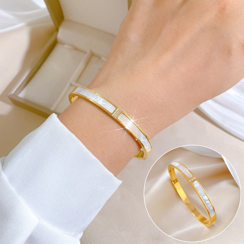 Pearl Luxe Gold Bangle Bracelet