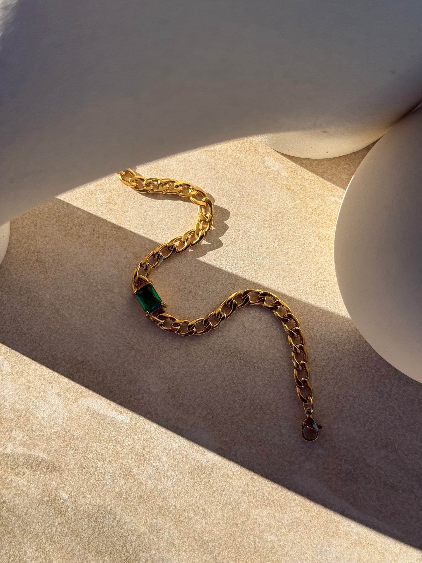 Tāhū Kākāriki Gold Bracelet