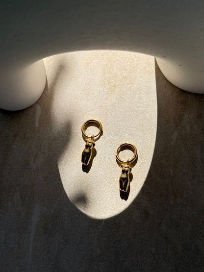 Wāhine Tinana Gold Huggies