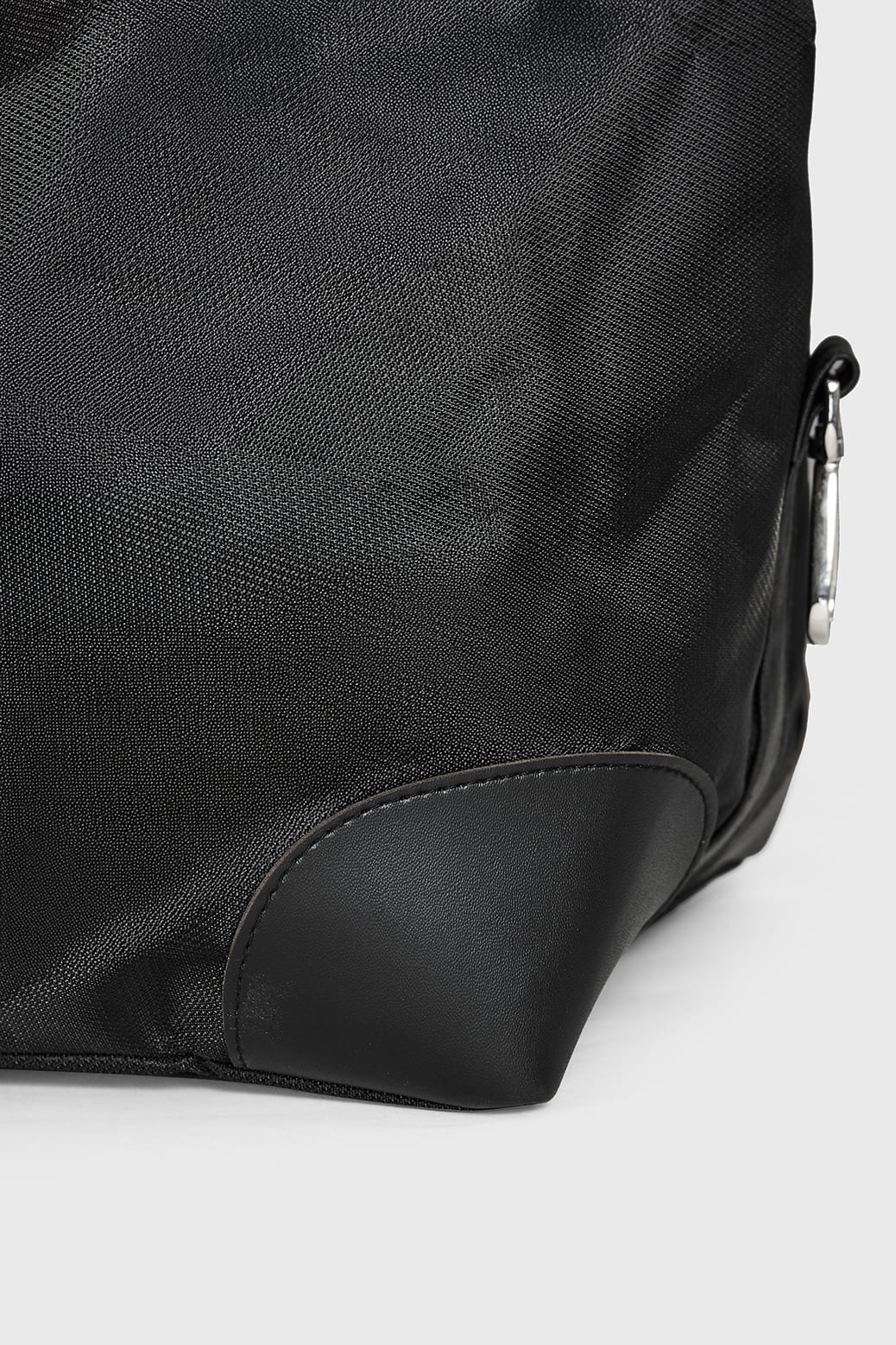 Vault Duffle Bag Black