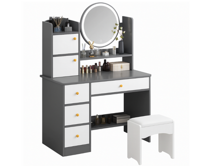 Dressing table with Mirror