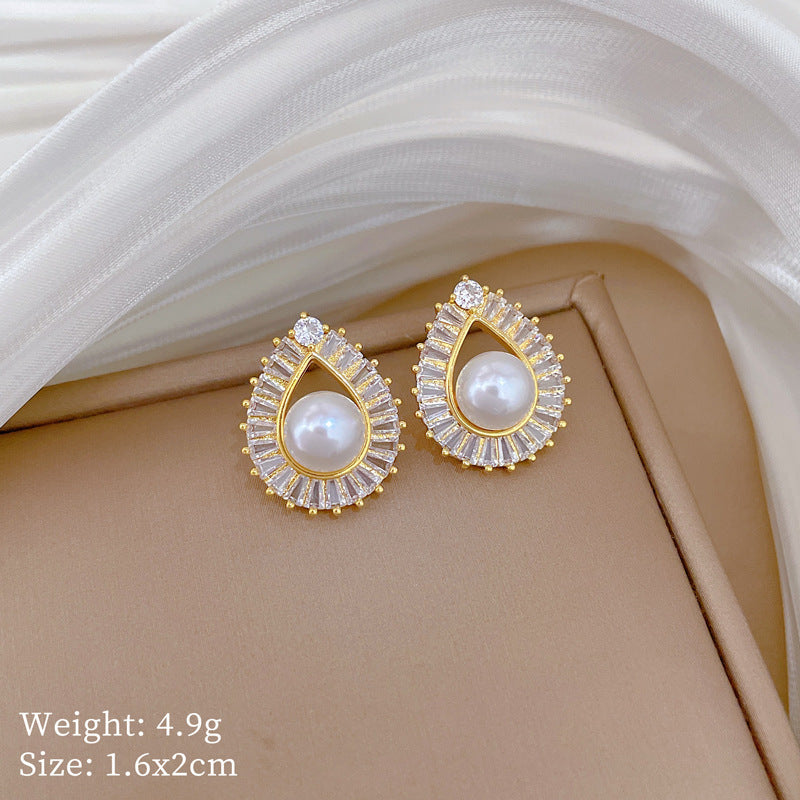 Pearl Radiance Gold Crystal Earrings
