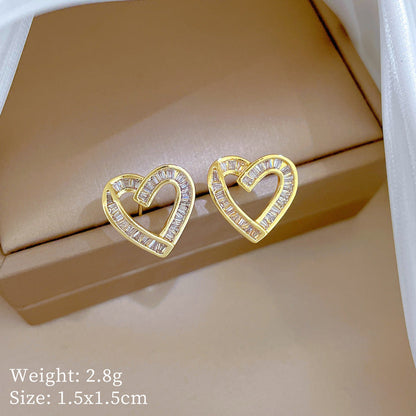 Everheart Gold Crystal Heart Earrings