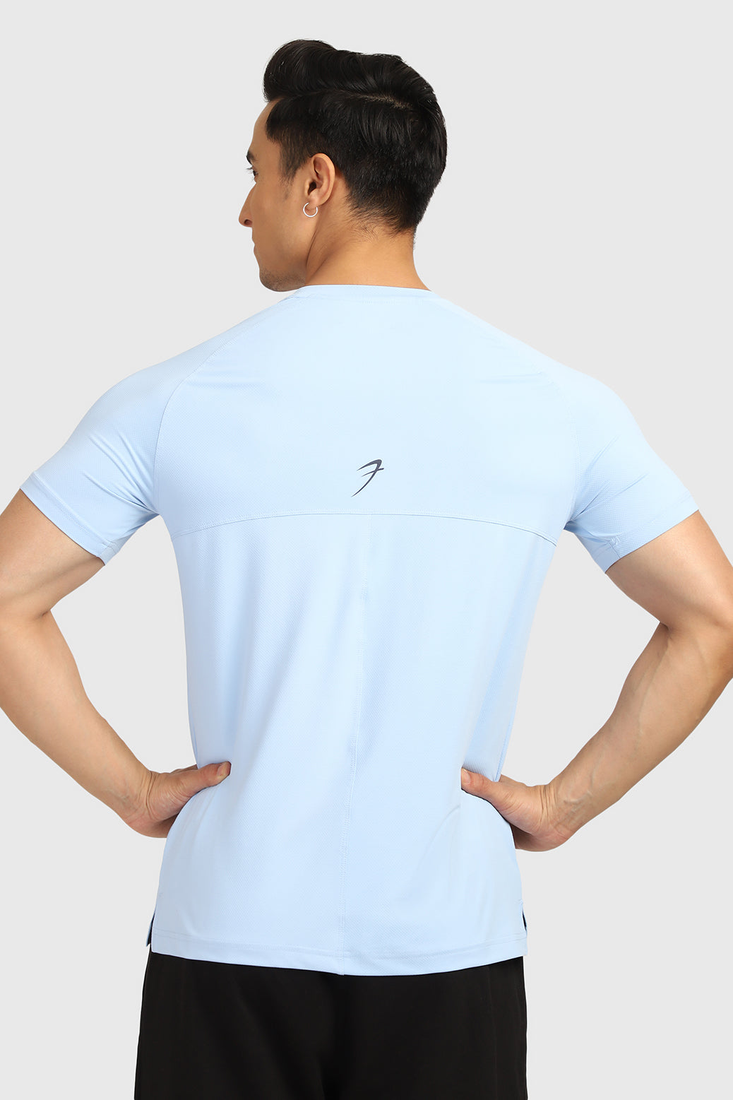 Sleek T-shirt Sky Blue